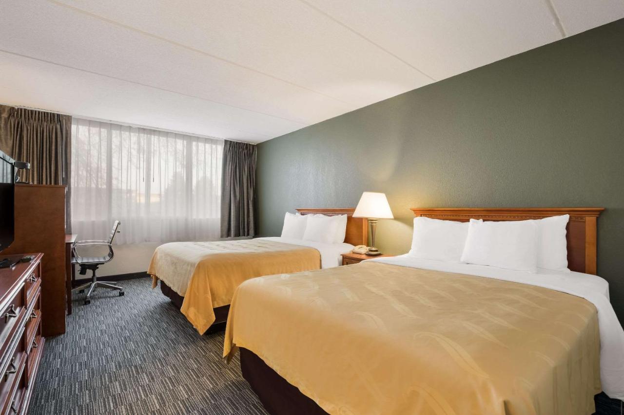 Quality Inn Joliet Exteriör bild